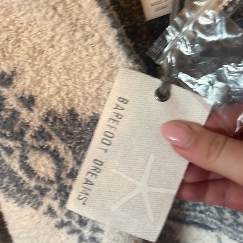 Coziest zip up!! New with tags! Barefoot Dreams! - Picture 3 of 3
